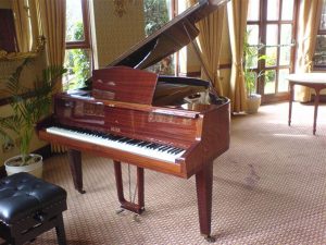 Geyer baby grand